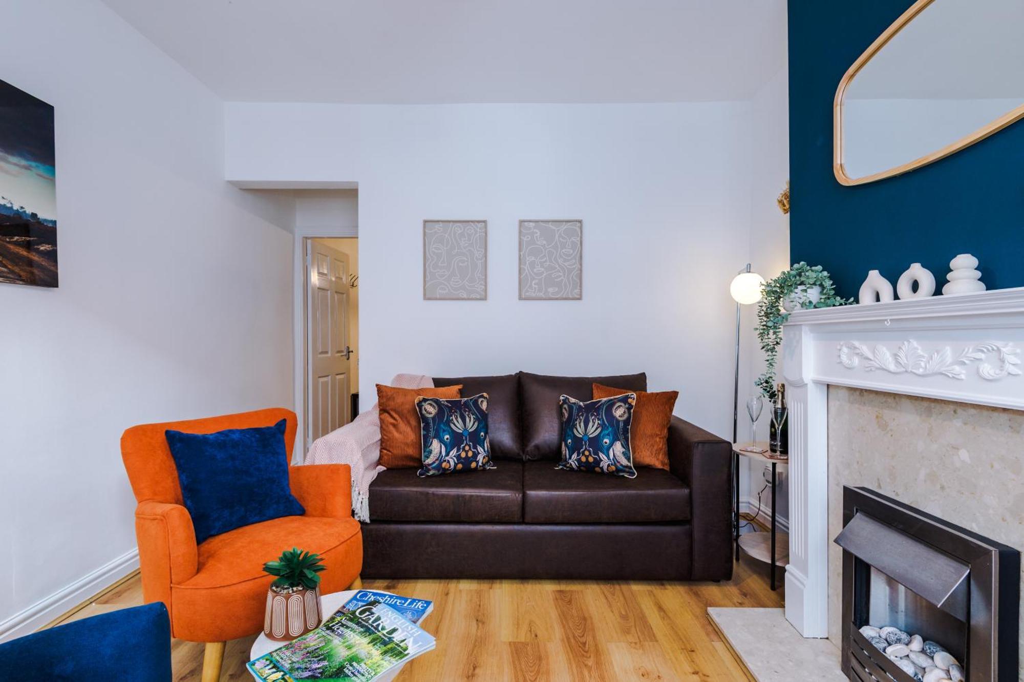 New! Spacious 2-Bed Home In Chester City-Centre By 53 Degrees Property, Ideal For Couples & Small Groups, Great Location - Sleeps 5 Extérieur photo